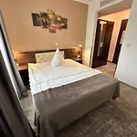 Hotel Neon